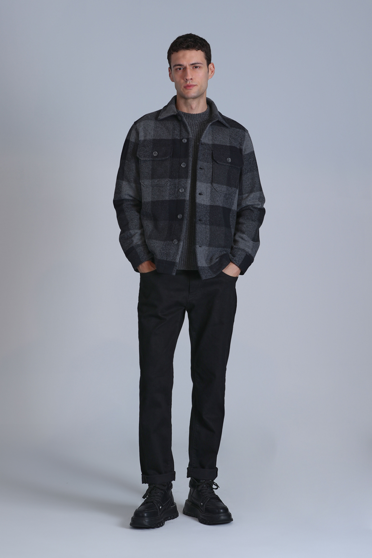 broken-erkek-basic-gomlek-slim-fit-siyah-black-friday-indirimleri-lufian-367340-82-B