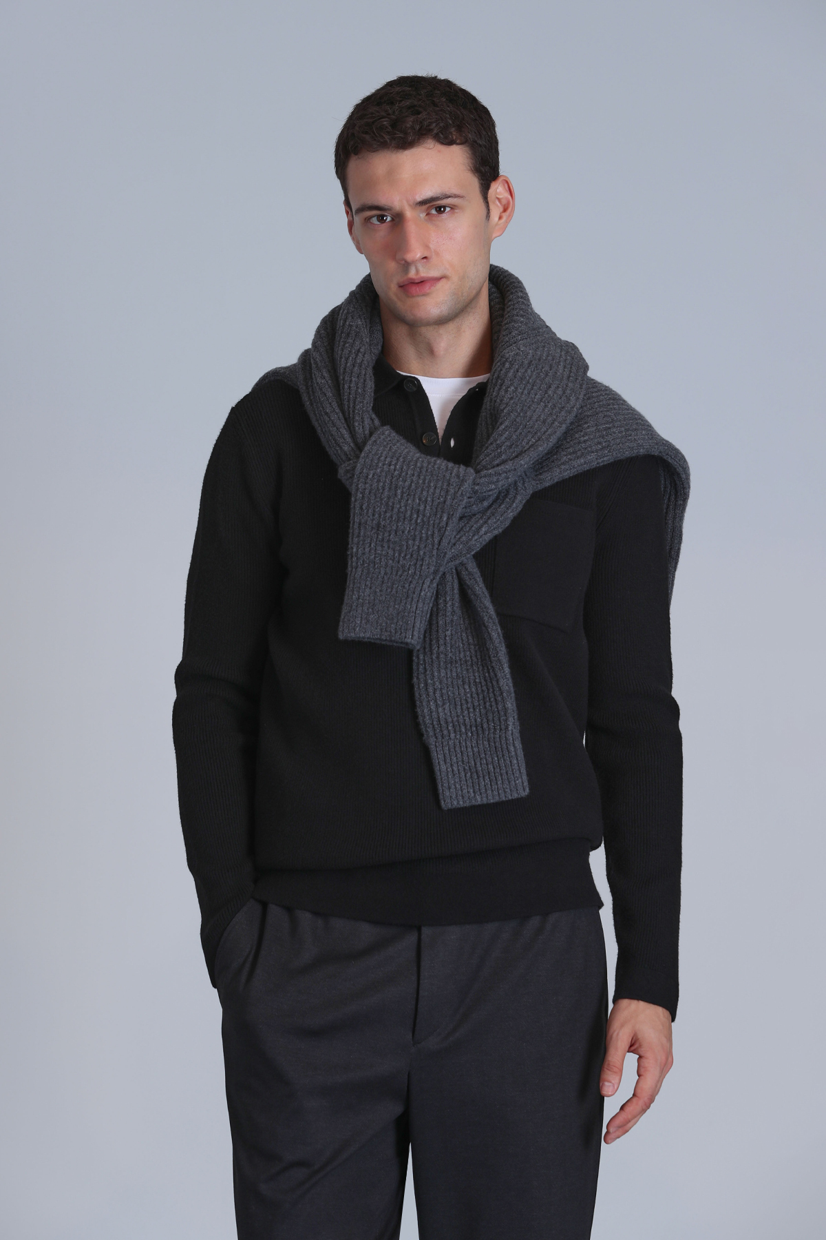 river-erkek-kazak-siyah-8424-lufian-370658-84-B