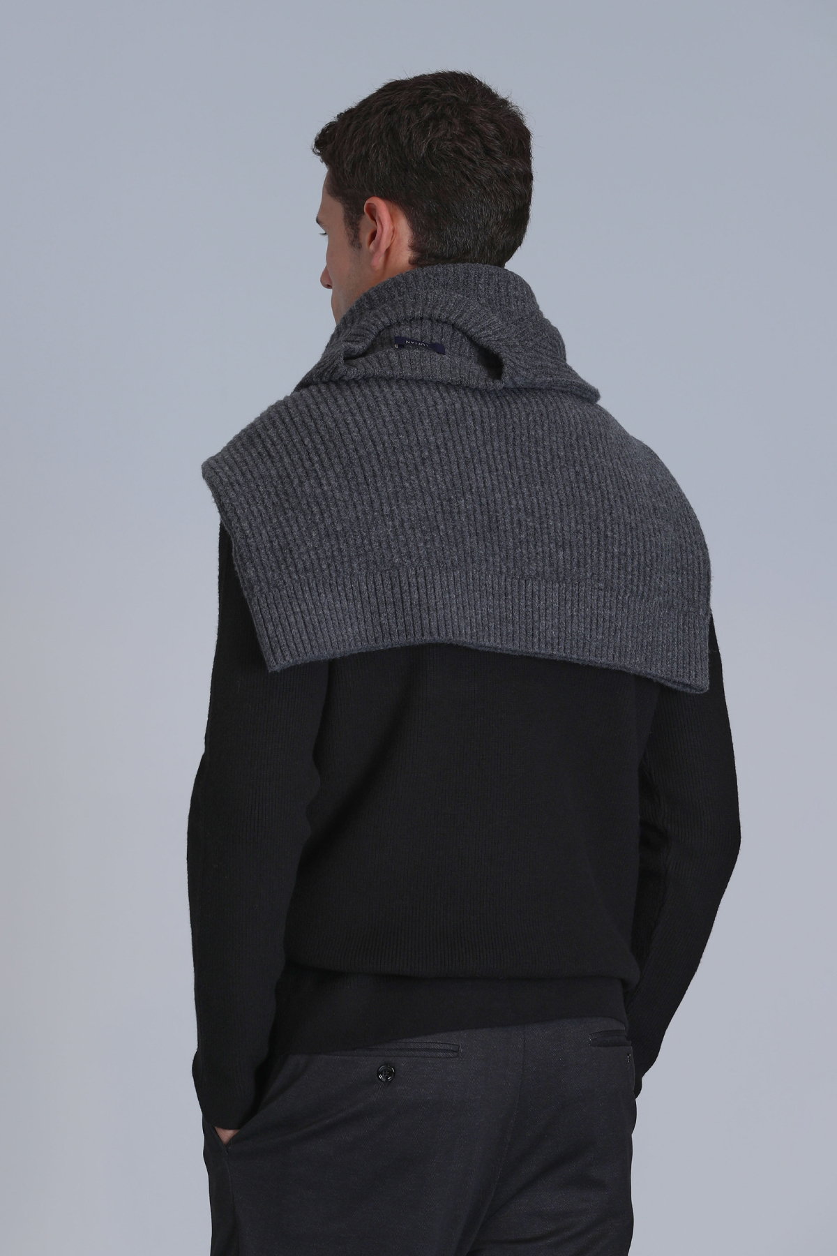 river-erkek-kazak-siyah-8424-lufian-370659-84-B